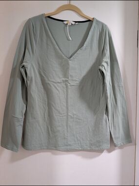 Boden Sage Green Long Sleeve V-Neck Top